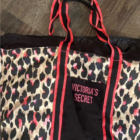 Victoria's Secret Leopard Print Tote Bag - Picture 5 of 5